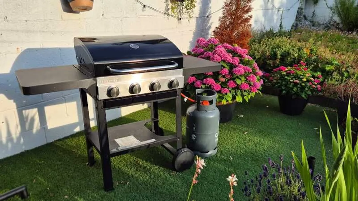 BBQ - GoodHome 4-Burner Gas BBQ - Image 1