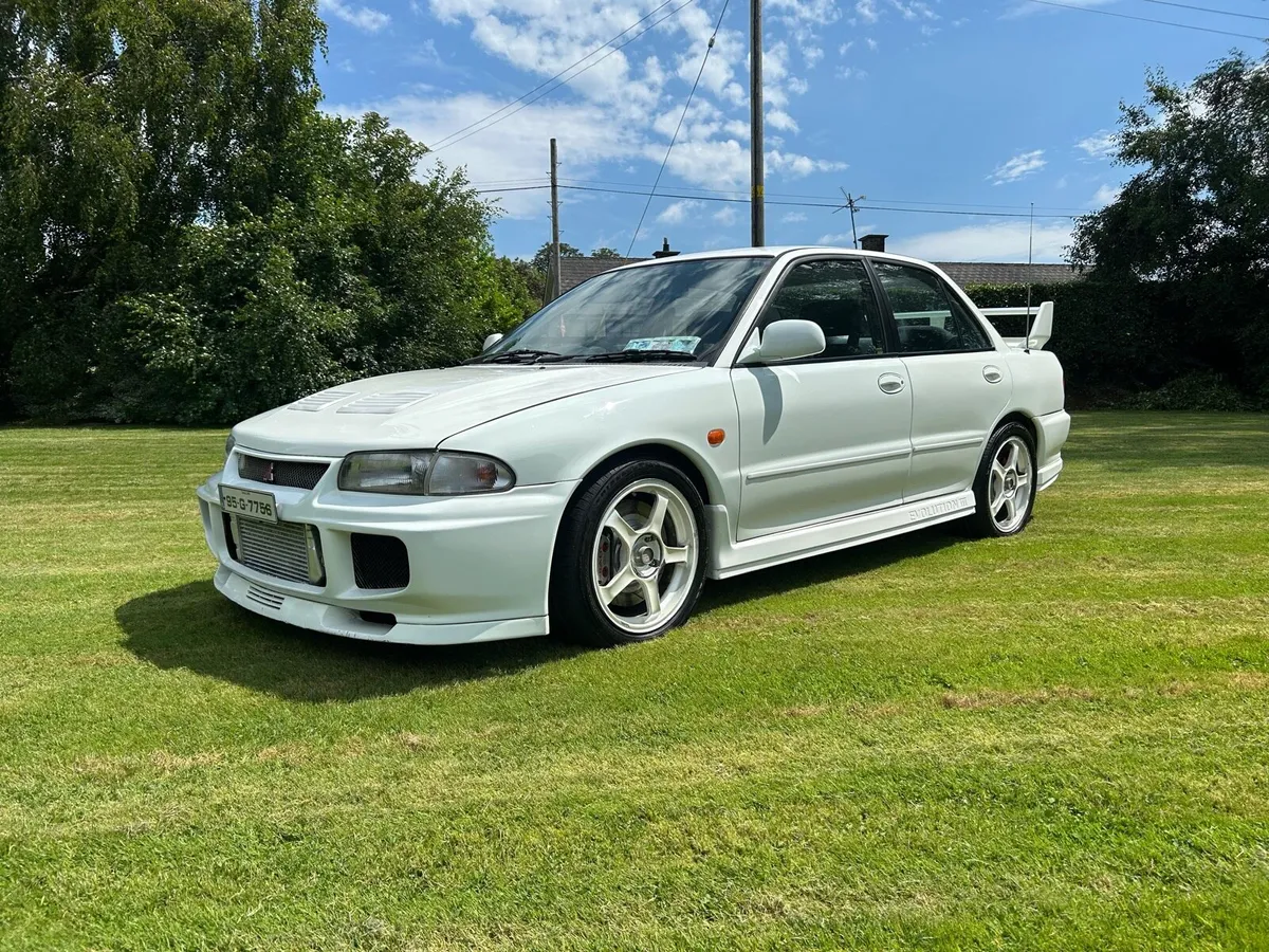 Mitsubishi lancer evo 3 - Image 1