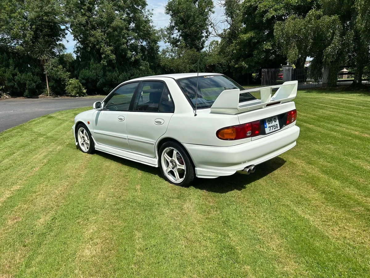 Mitsubishi lancer evo 3 - Image 2