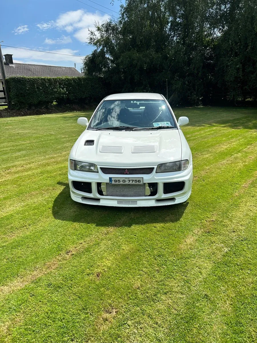 Mitsubishi lancer evo 3 - Image 3
