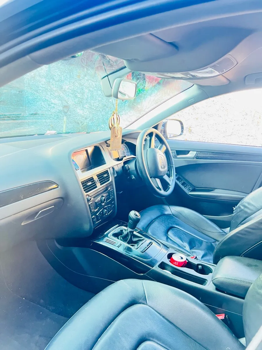 Car - Image 3