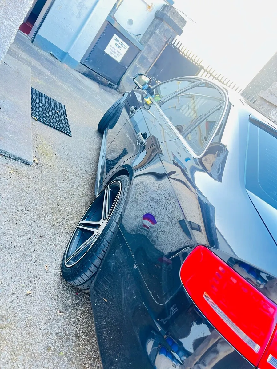 Car - Image 4