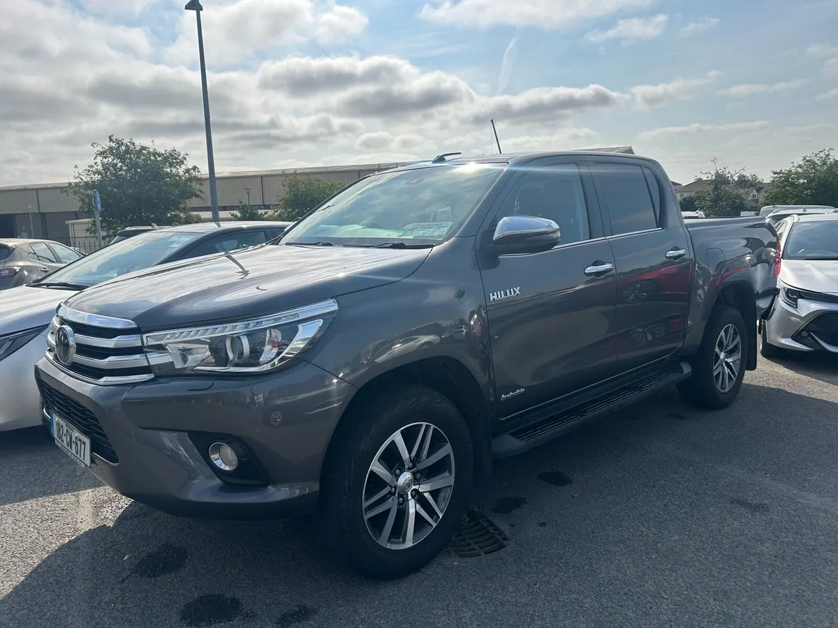Toyota Hilux - Image 1