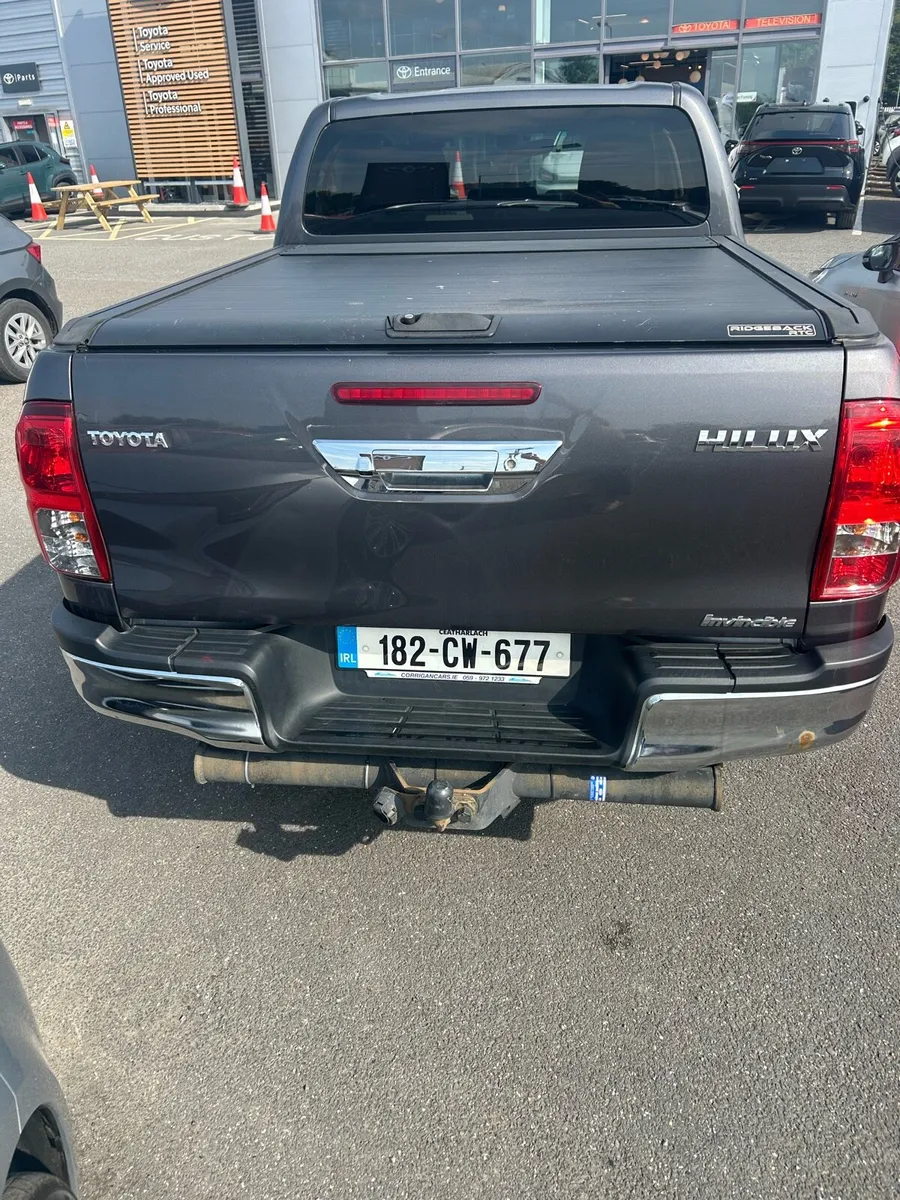 Toyota Hilux - Image 4