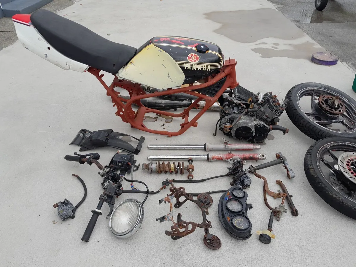 YAMAHA RD 350 31K YPVS PARTS LOT - Image 2