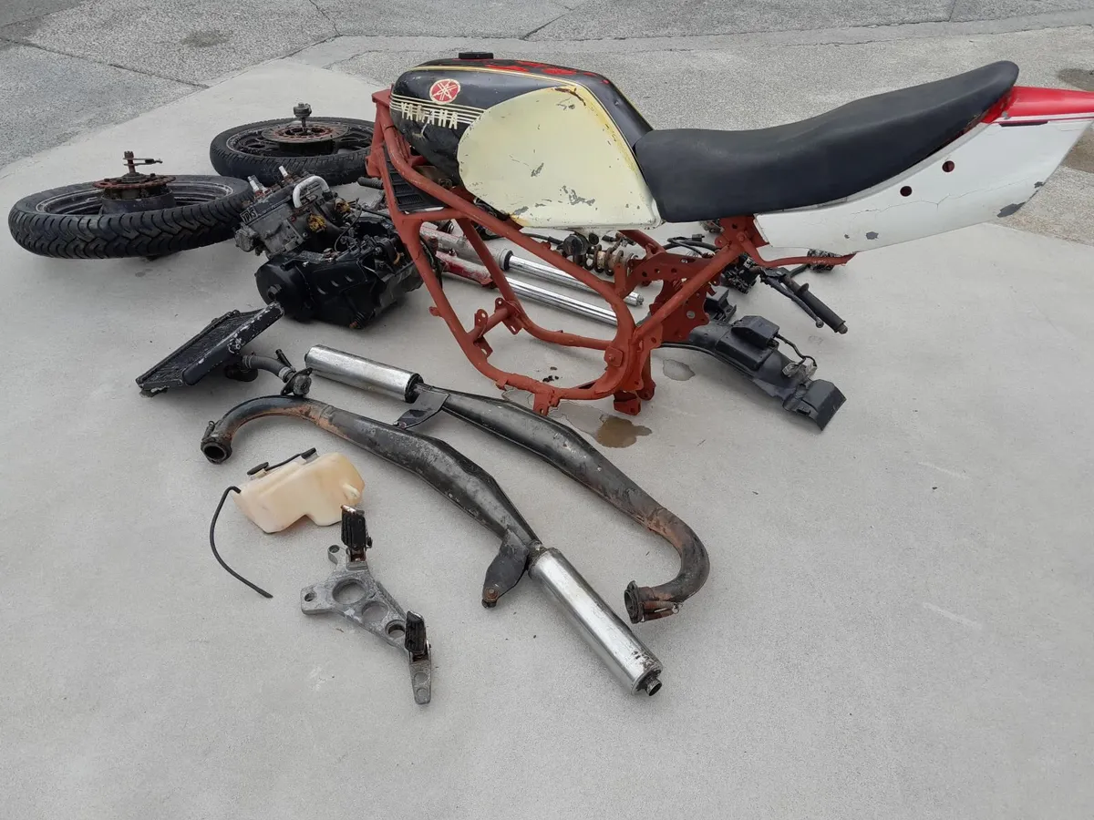 YAMAHA RD 350 31K YPVS PARTS LOT - Image 4