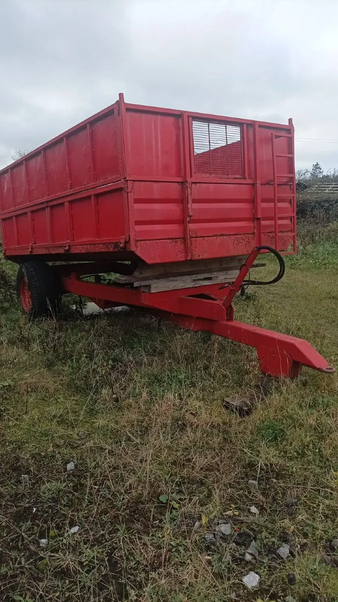 Trailer - Image 2