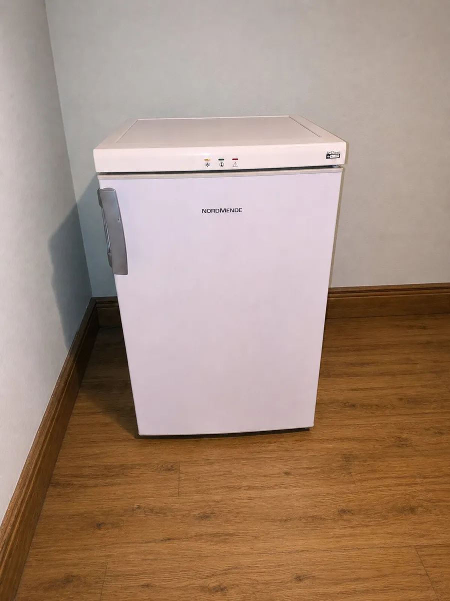 Nordmende Under Counter Freezer - Good Condition - Image 1