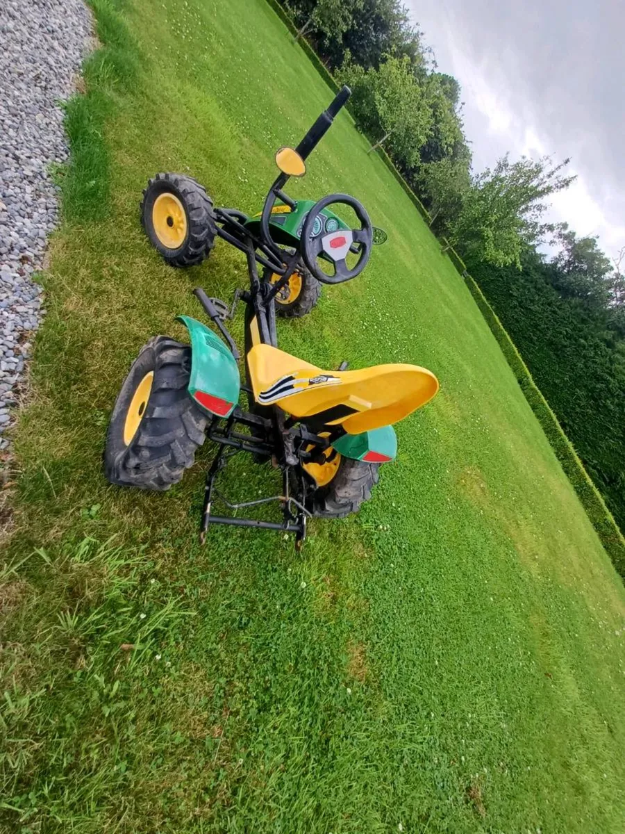 JOHN DEERE GO CART - Image 1