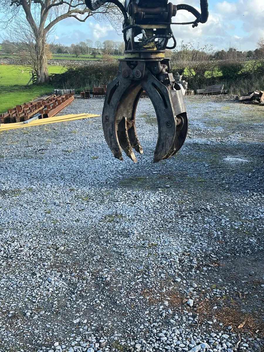 Timber grab - Image 1