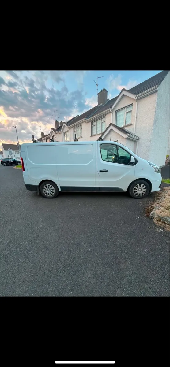 Renault Trafic 2.0 - Image 2
