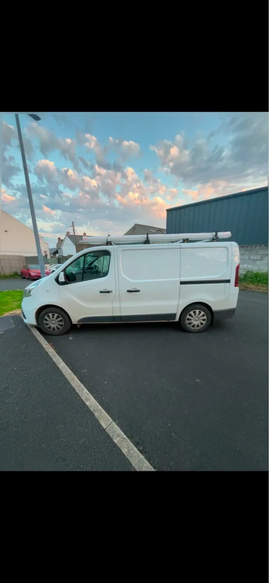 Renault Trafic 2.0 - Image 3