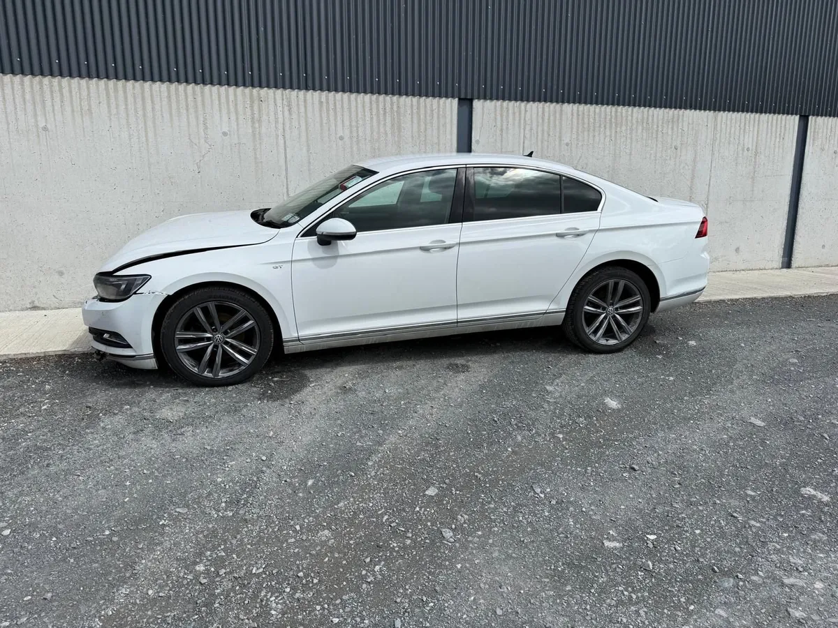 2015 Vw Passat 2.0 Diesel - Image 1