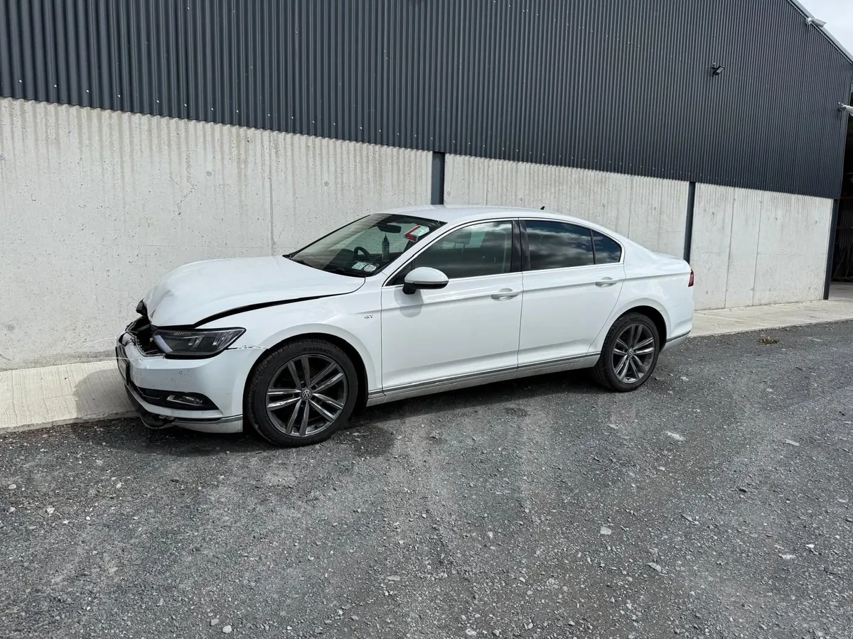 2015 Vw Passat 2.0 Diesel - Image 3