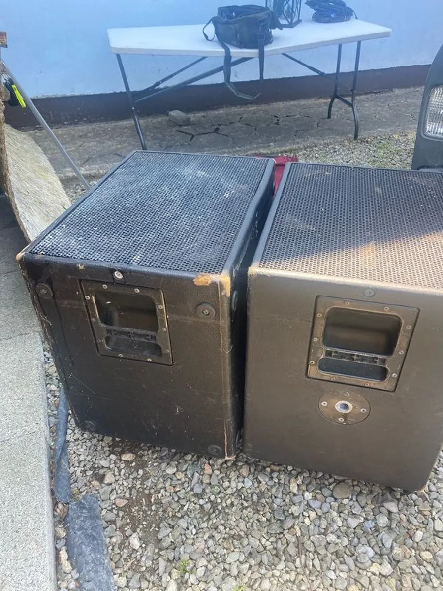 Dynacord CP 15-1 Bass bins - Image 1