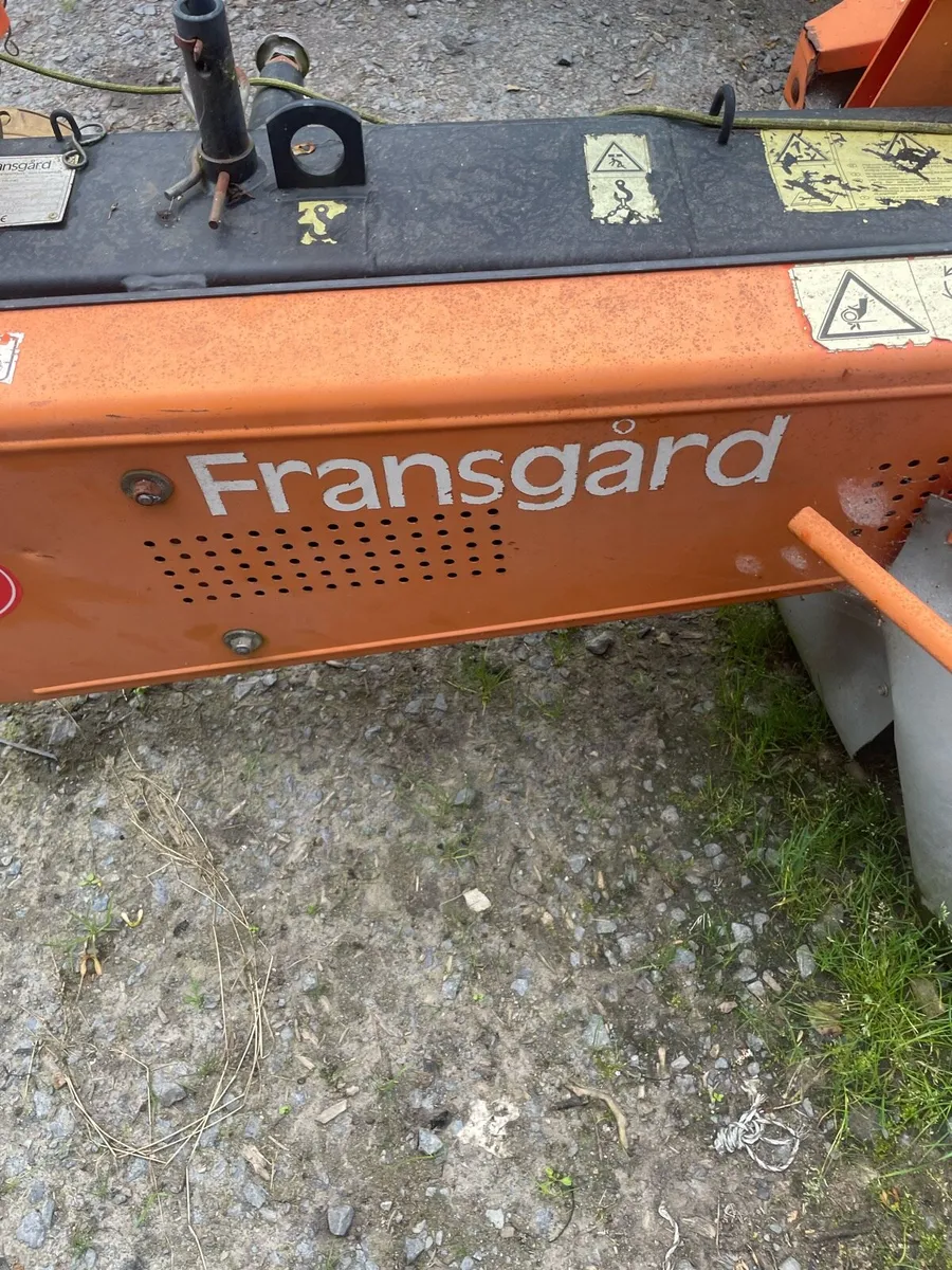 Fertiliser spreader - Image 3