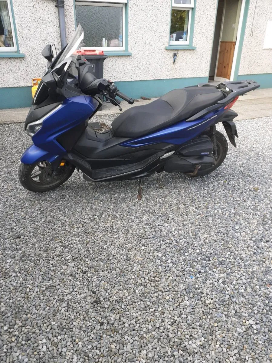 Honda forza 350cc scooter - Image 2