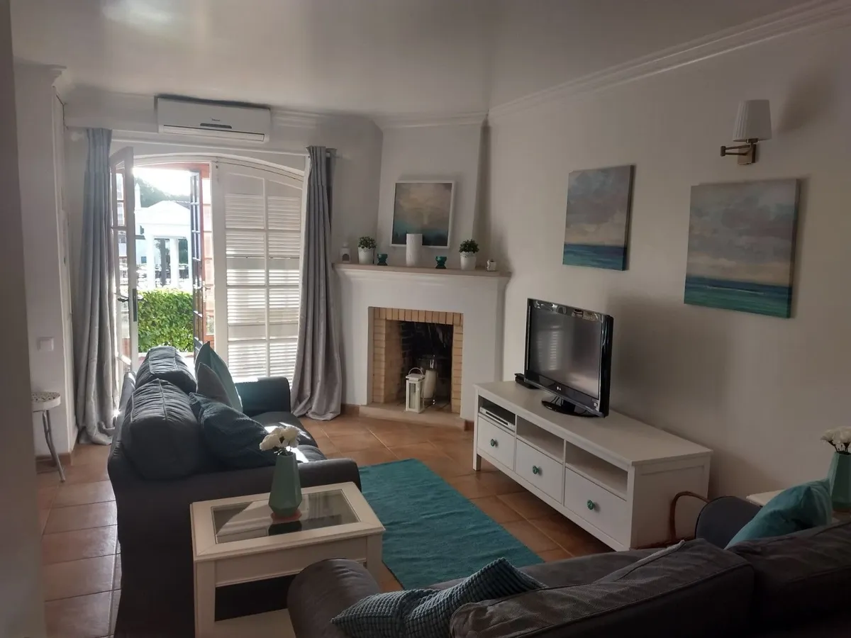 2 Bedroom Apartment Vilamoura - Image 4
