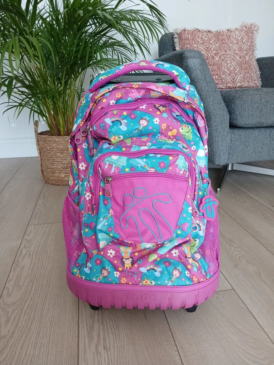 Totto School Bag with Wheels for Kids - Image 2