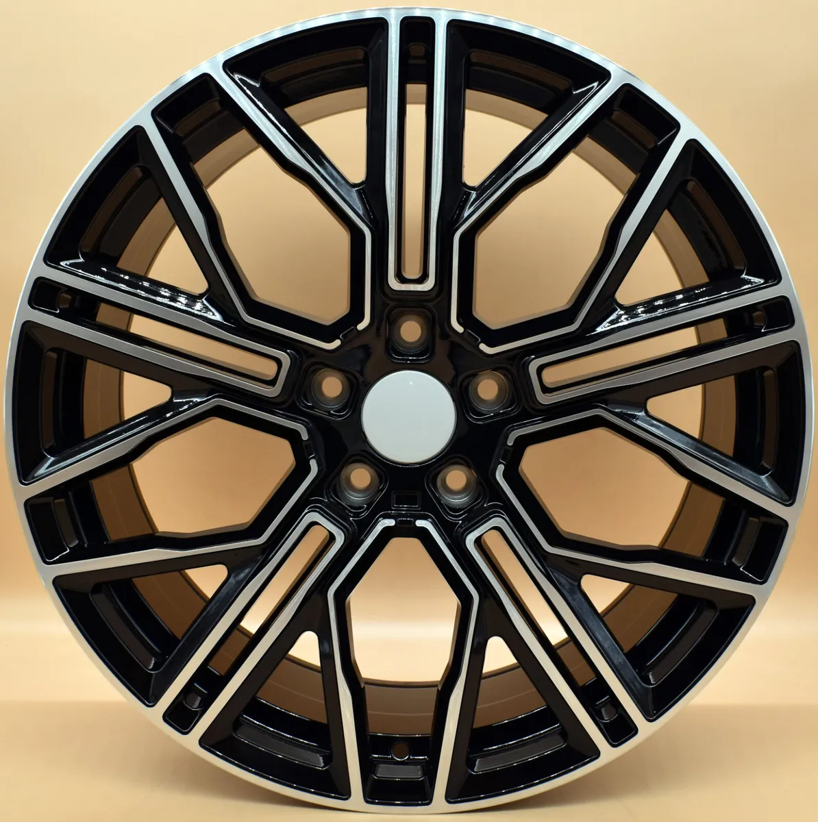 22" F22M Style Alloy & Tyre Package for BMW X5 G05 - Image 1