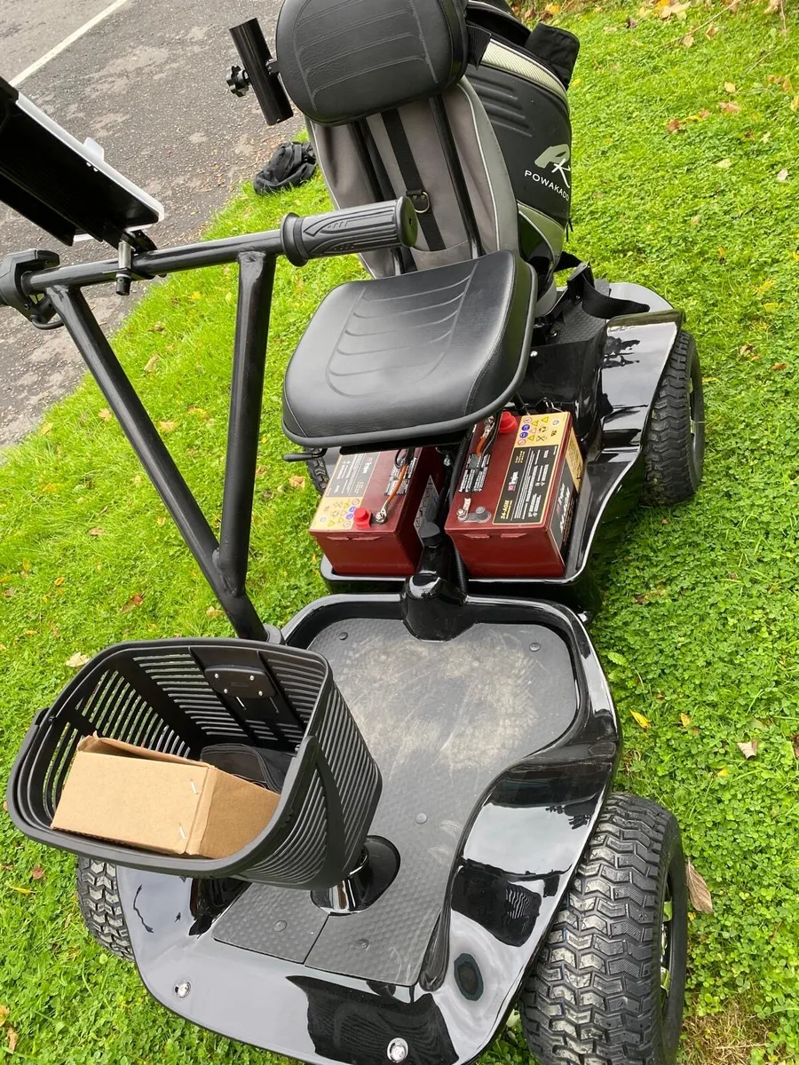 Single seater Golf buggy - Image 2