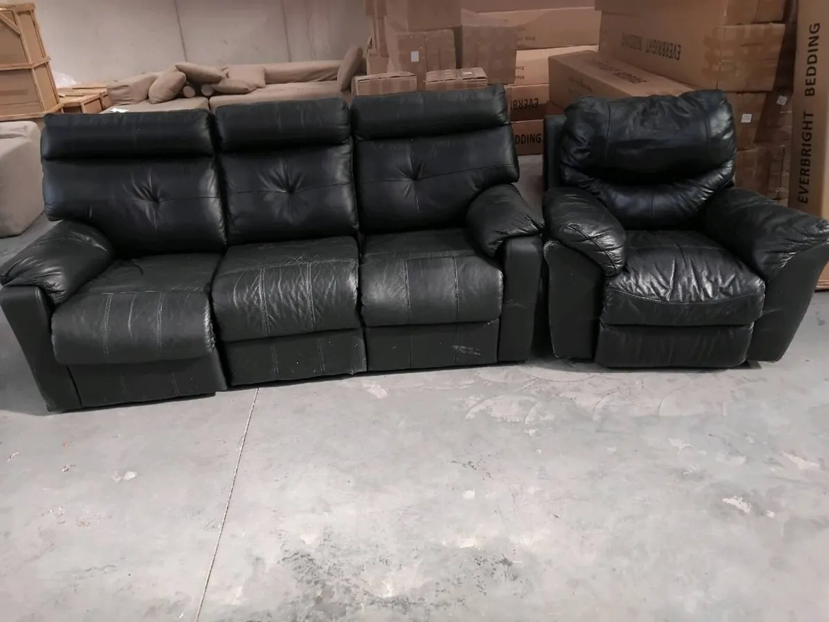 3 land 1 leather recliner