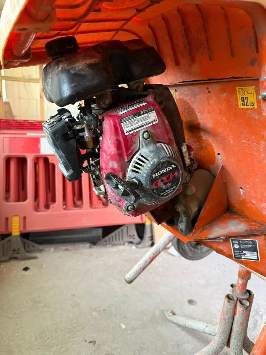 Bell Petrol engine Cement Mixer - Image 2