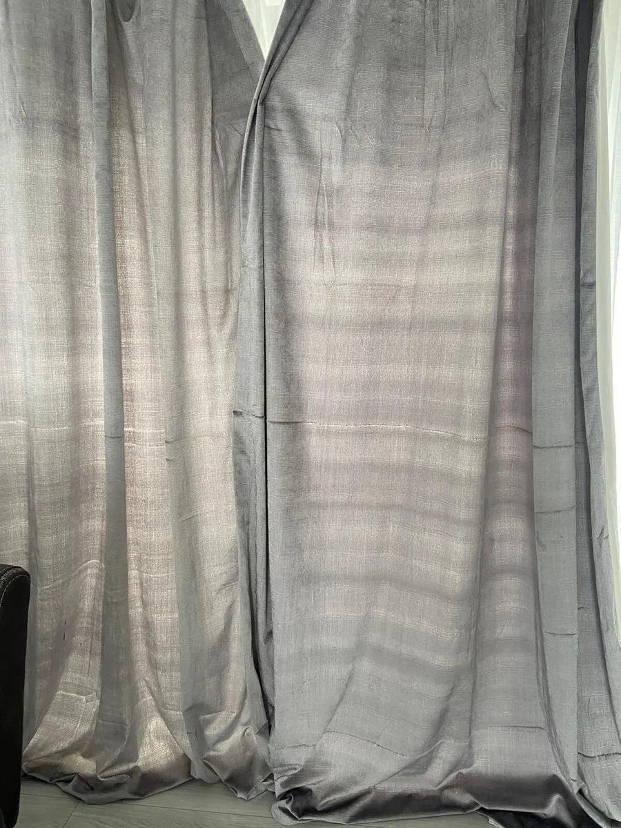 Curtains - Image 1