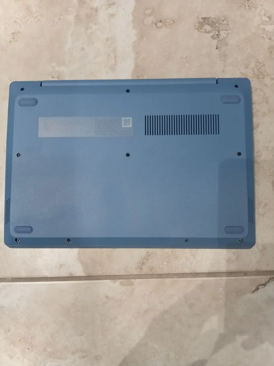 Lenovo IdeaPad 1 (11 inch)  Slim Laptop - Ice Blue - Image 3