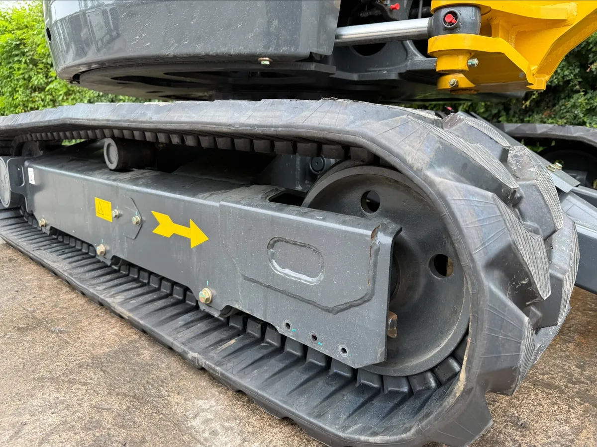 Rubber Track Solutions @ Undercarriage Ireland - Image 4