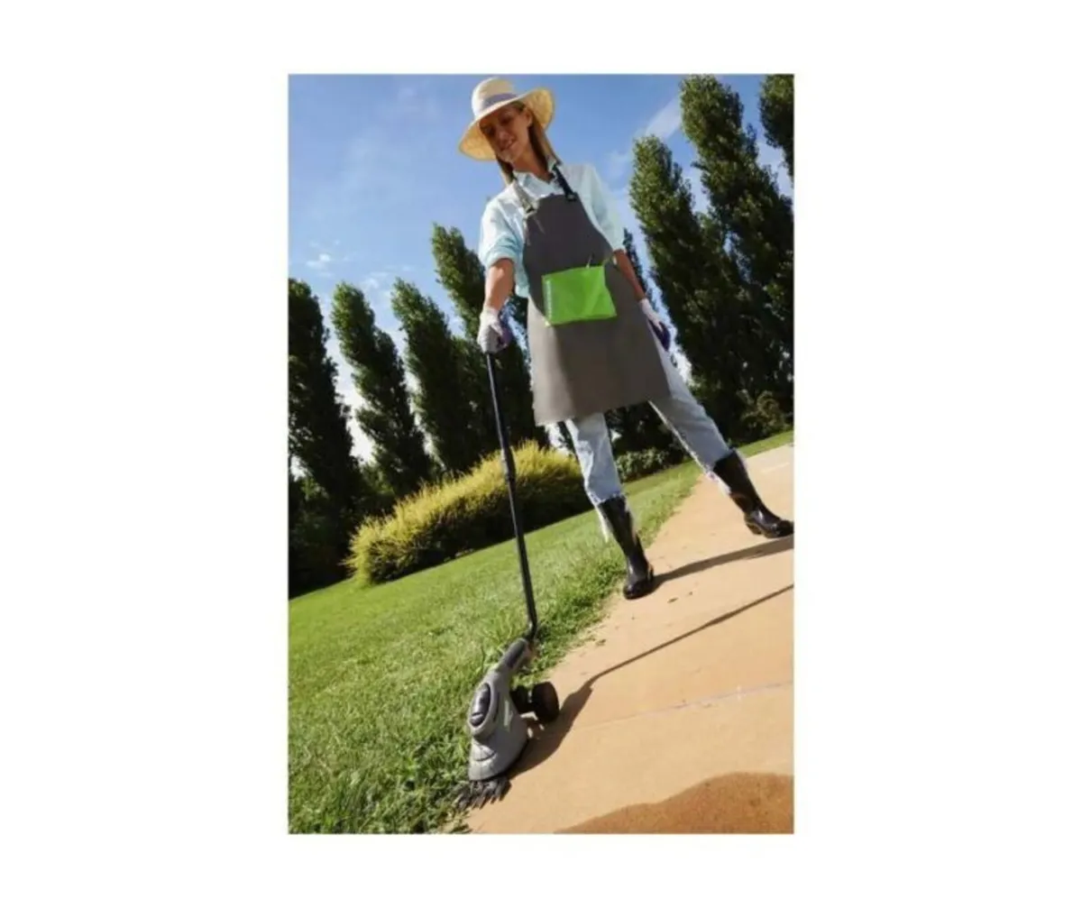 Battery Powered Tools Hedge/Edge Trimmer with Tel - Image 1