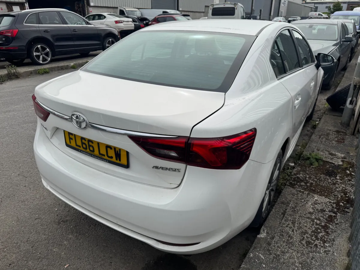 2016 Toyota Avensis 1.6D BREAKING / PARTS - Image 4