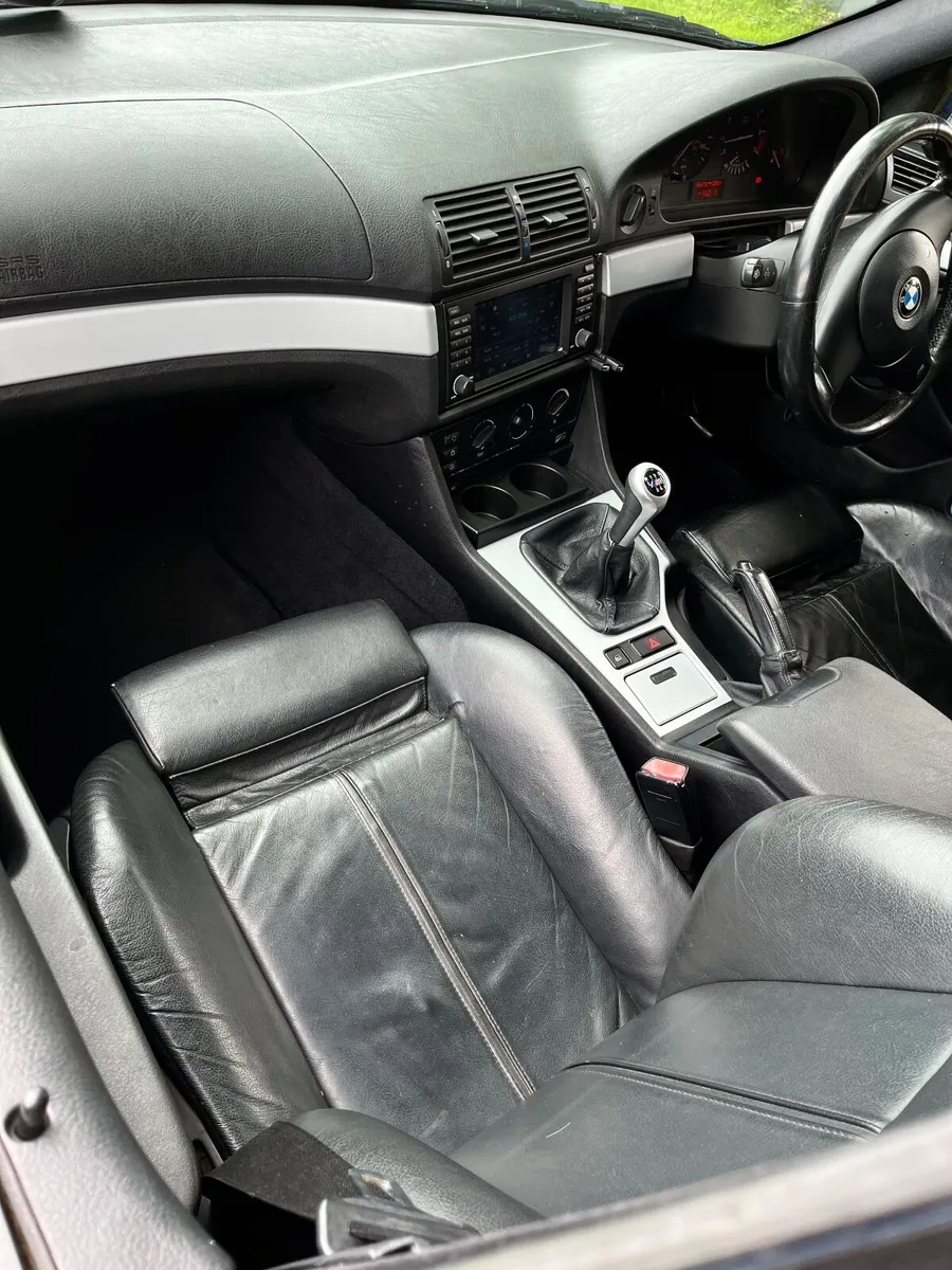 BMW 5-Series 2003 - Image 3
