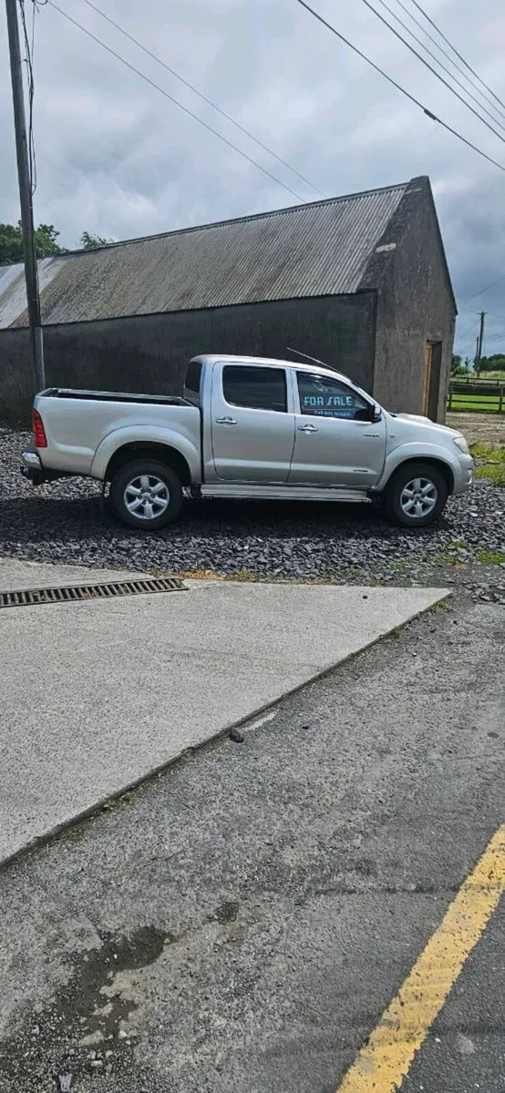Toyota hilux - Image 2