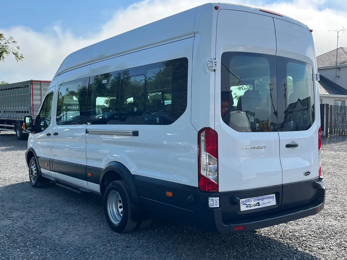 2017 FORD TRANSIT 17 SEAT 2.2 - Image 4