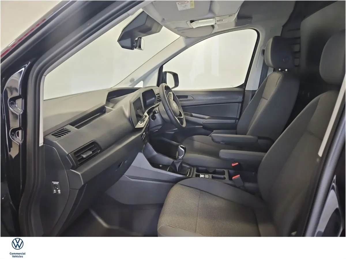 Volkswagen Caddy Cargo Edition 102HP. PRE REG SAVI - Image 4