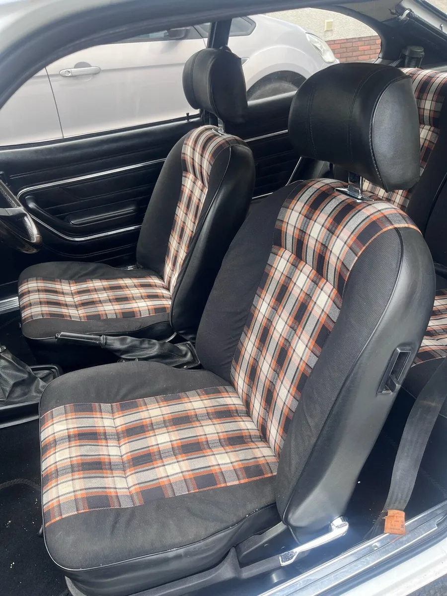Ford Capri S Front Seats & 3.0 Wiring Loom - Image 1