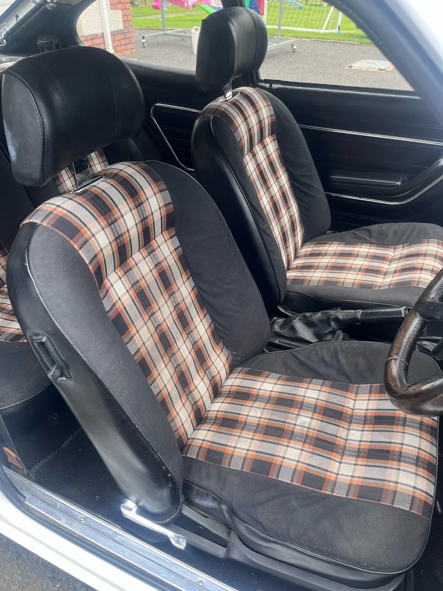 Ford Capri S Front Seats & 3.0 Wiring Loom - Image 2
