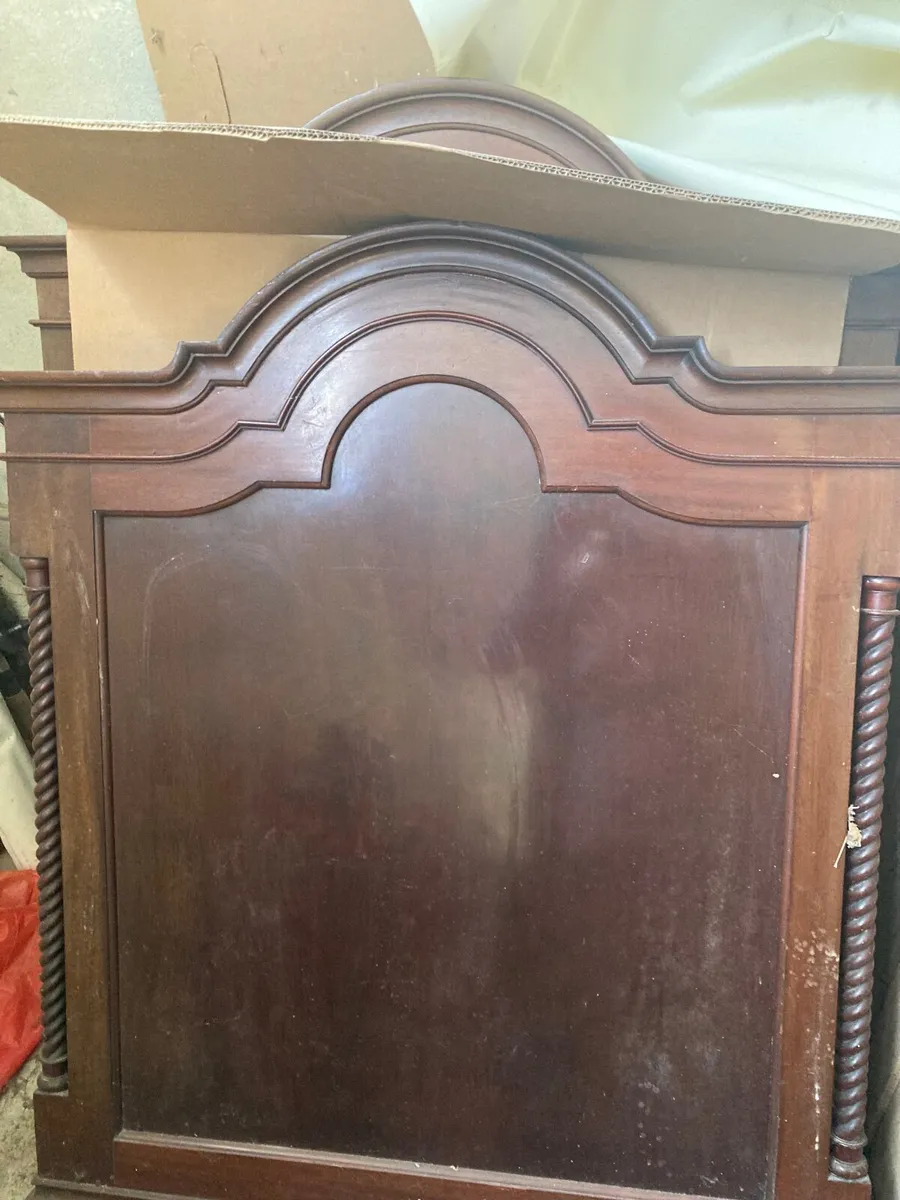 Antique Mahogany Single beds