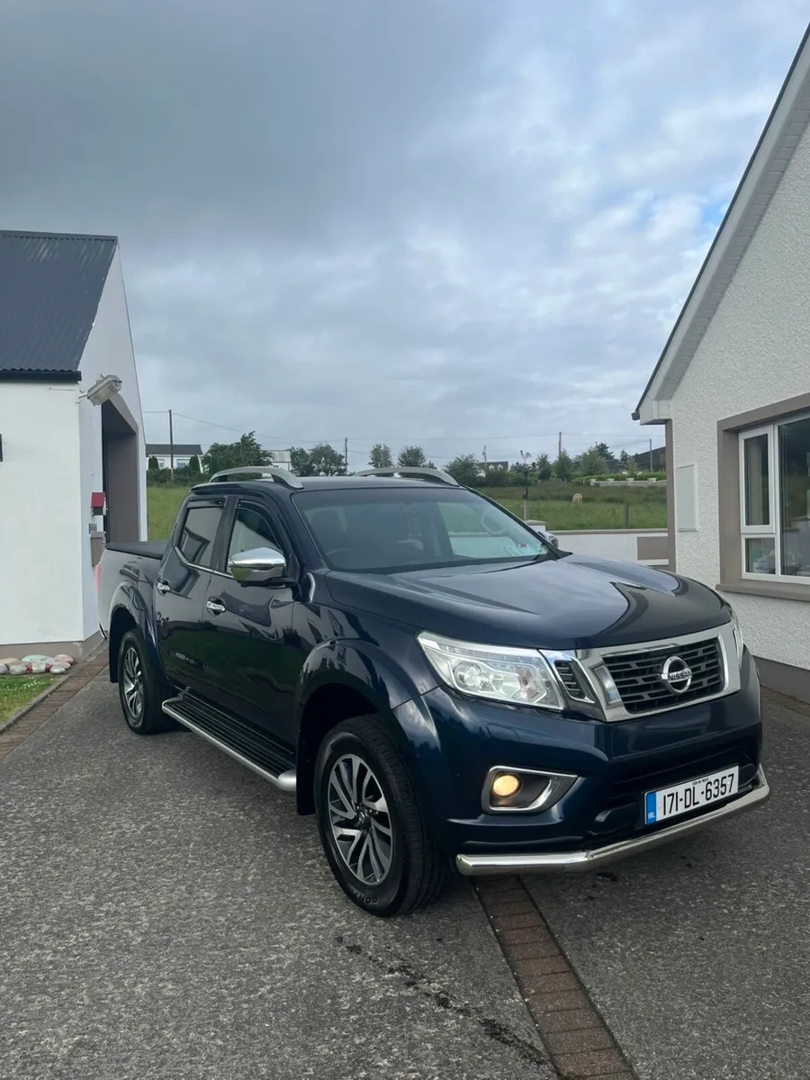 Nissan Navara Tekna - Image 1