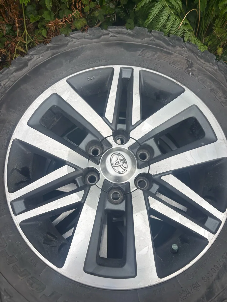 Hilux alloys - Image 3