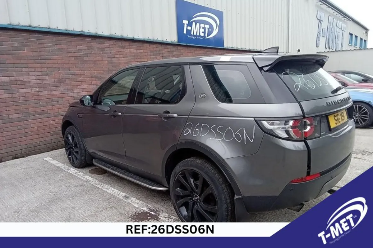 2016 LAND ROVER DISCOVERY SPORT BREAKING FOR PARTS - Image 2