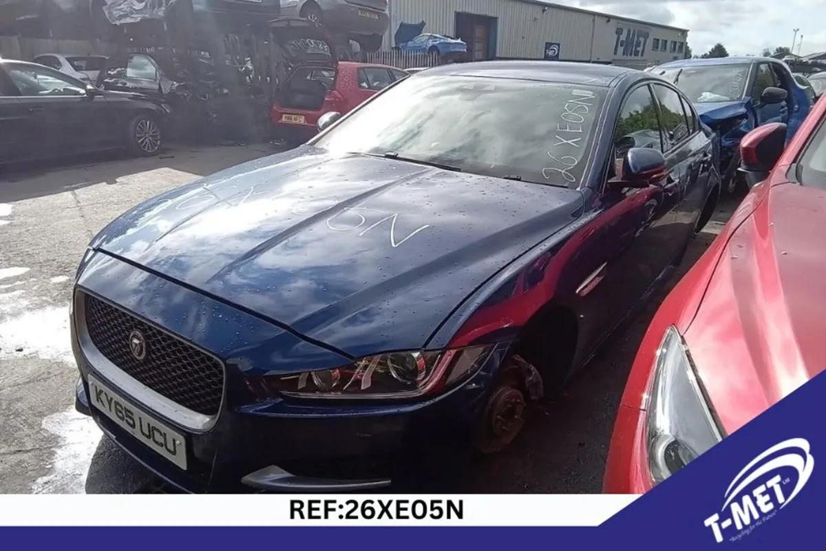 2015 JAGUAR XE BREAKING FOR PARTS - Image 1