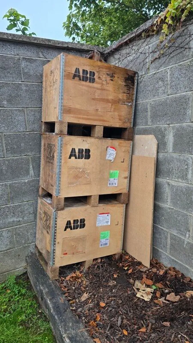 Free Firewood - Image 3