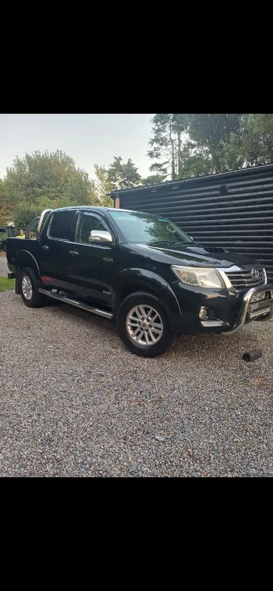 Toyota Hilux 2012 - Image 1