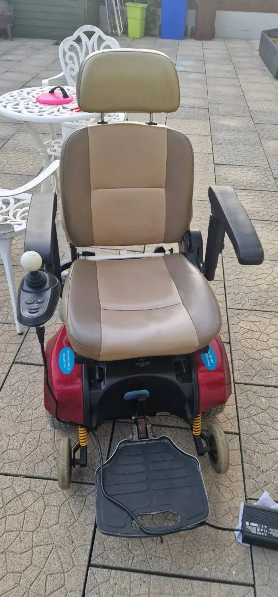 Accessibility chair - Image 2