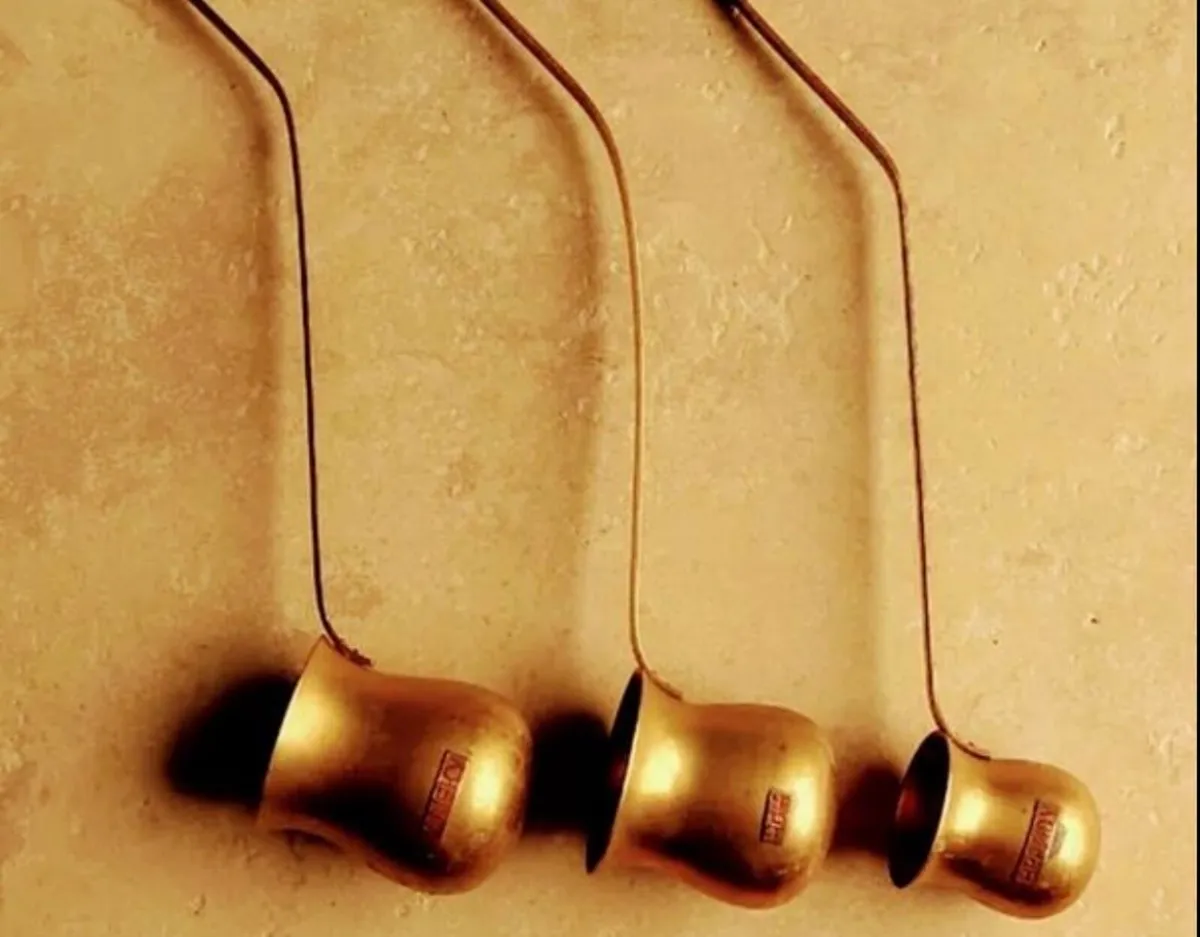 Vintage measuring set