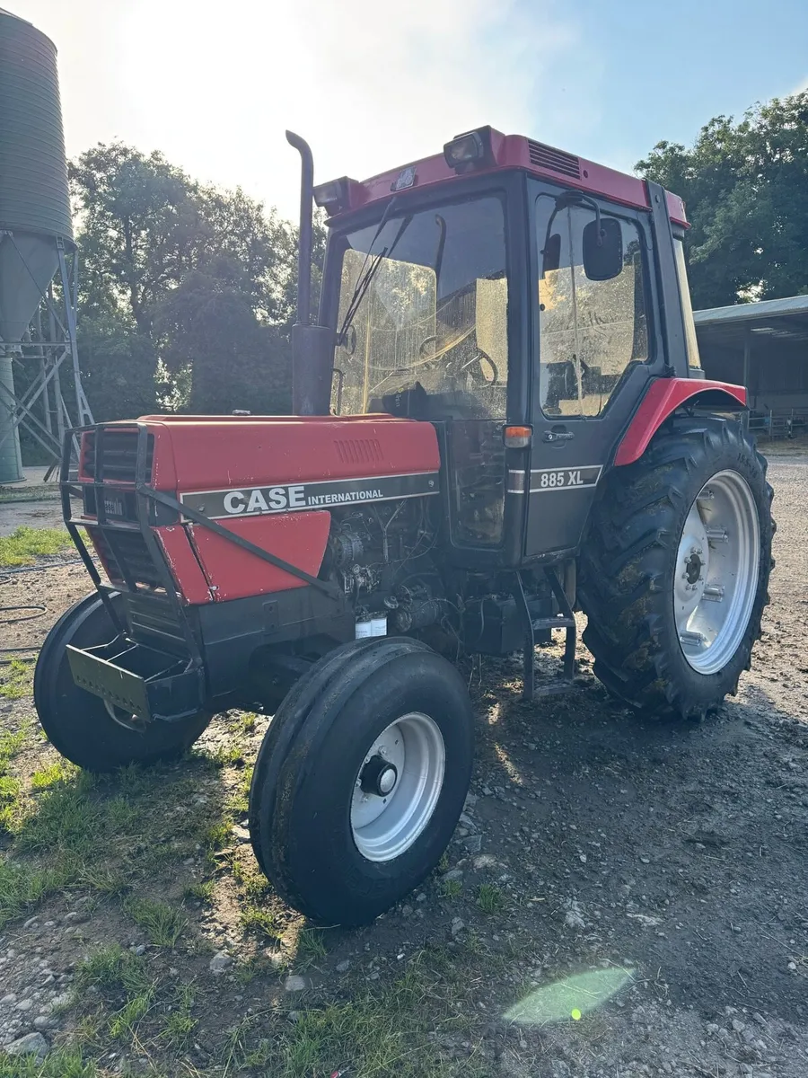 885xl Case international - Image 1