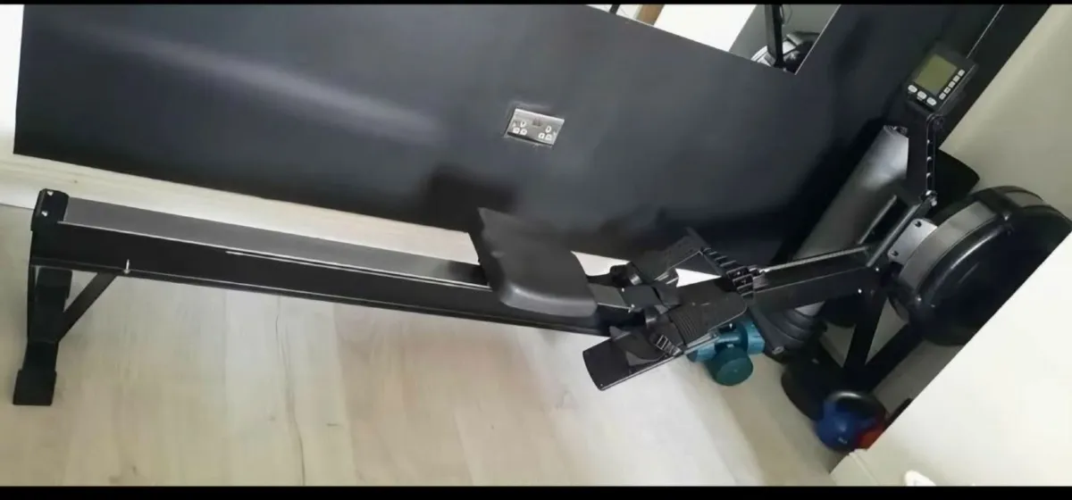 Commercial Rowing Machine - Image 1