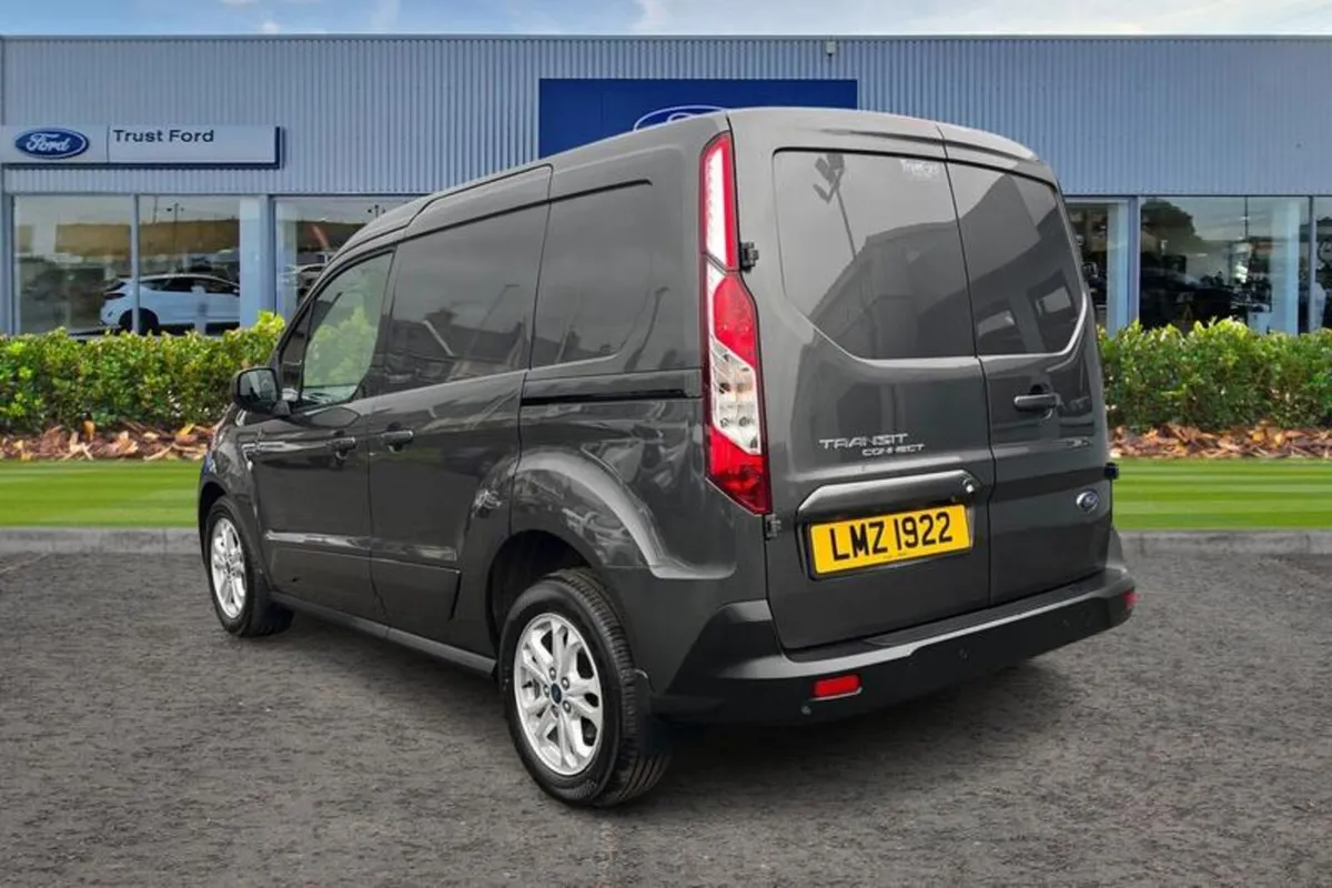 Ford Transit Connect LIMITED - Image 2